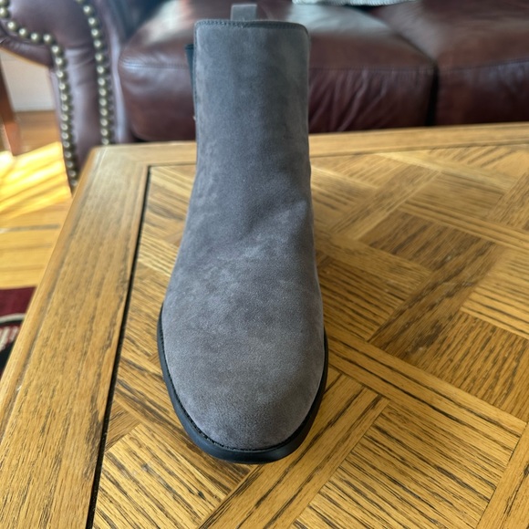 Men's Grey Faux Suede Chelsea Boots - Picture 8 of 9